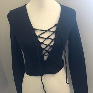 ⬇️ $14 Forever 21 Crop Top